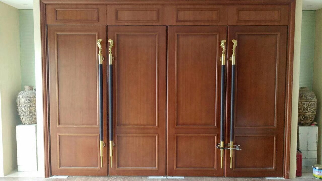 Wooden fireproof doors (3)
